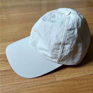 New Without Tags  Lululemon Athletica Baller Hat Bone OS